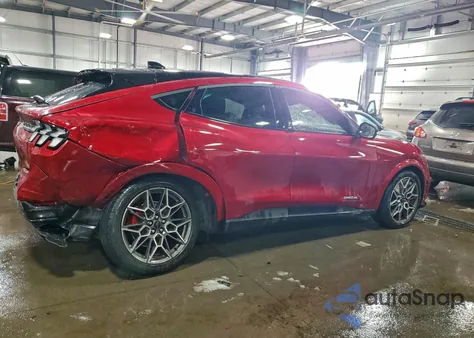 2024 Ford Mustang Mach-E Gt z USA, uszkodzony, nr VIN 3FMTK4SX2RMA32883